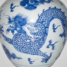 Example of Kangxi, Yongzheng and Qianlong famille rose and blue and white porcelain