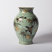 Seto celadon vase - Japan, Meiji Era, late 19th century