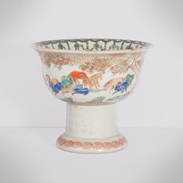 Arita porcelain footed sake cup - Japan, Edo period, circa 1830