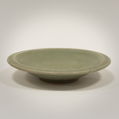 Longquan celadon dish (side), China, Song Dynasty, 13th century