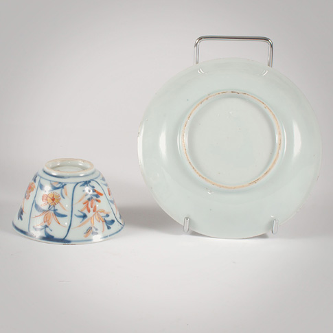 An Imari porcelain tea bowl and saucer (upside down/underside), Japan, Edo Period, circa 1730
