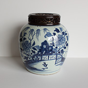 Blue and white jar - China, 18th century