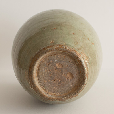 Celadon jar of Yue type (base), China, Zheijiang Province, Song dynasty, 11th century