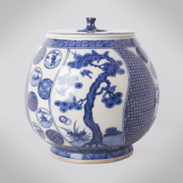 Shonzui style blue and white porcelain water jar (mizusashi) (side 2), Japan, Meiji era, circa 1900 [thumbnail]