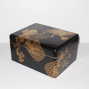 Lacquer box - Japan, Meiji era, circa 1900