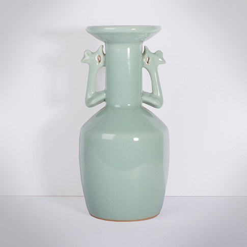 Kyoto celadon porcelain vase, by Wazen, Japan, Meiji era, circa 1900