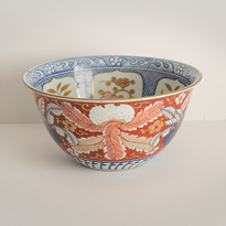Imari bowl - Japan, 19th century or later