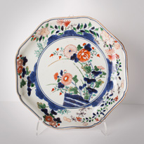 Imari porcelain plate - Japan, Edo period, circa 1690-1720