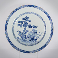 Blue and white export porcelain dish, China, Qianlong period, circa 1760 [thumbnail]