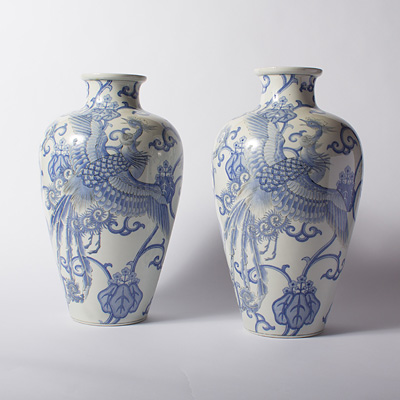 Pair of Arita blue and white porcelain vases, Japan, Taisho era, circa 1920