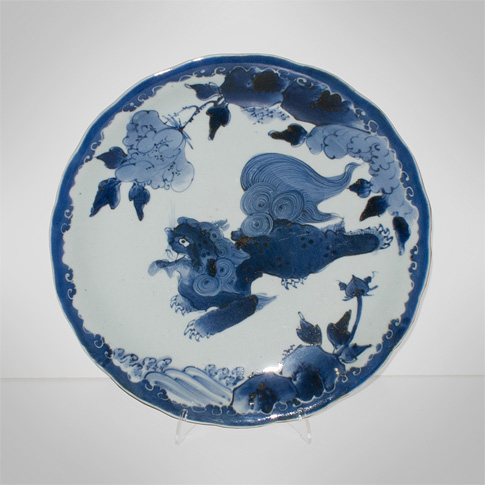 Blue and white porcelain plate, Japan, Edo period, 19th century Blue and white porcelain plate, Japan, Edo period, 19th century