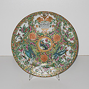Canton famille-rose porcelain plate for the Persian market - China, Qing Dynasty, 19th century