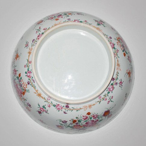 Famille-rose export porcelain bowl (base), China, 18th century