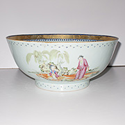 Famille-rose export porcelain bowl - China, 18th century