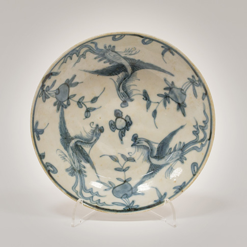 Swatow blue and white porcelain dish, China, Ming Dynasty, Wanli period (1573-1619)