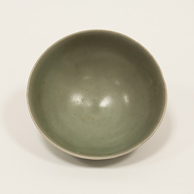 Longquan celadon bowl (top), China, Song Dynasty, 13th / 14th century