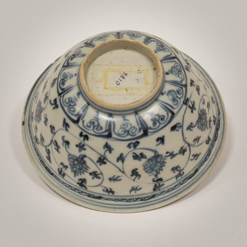 Blue and white bowl (underside), China, Ming Dynasty, Hongzhi period (1470-1505)
