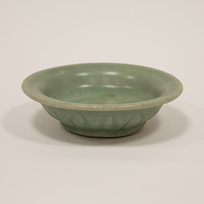 Longquan celadon dish, China, Ming Dynasty, 14th / 15th century
