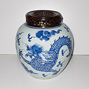 Blue and white porcelain jar - China, Kangxi, circa 1700