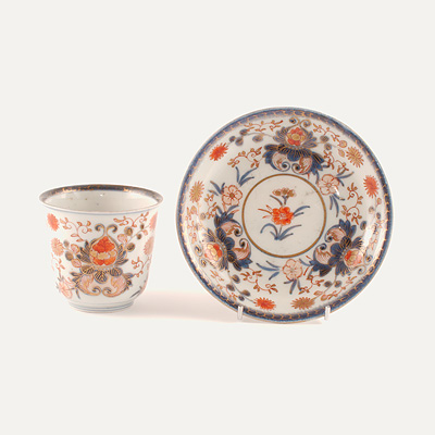 Imari porcelain chocolate bowl and saucer, Japan, Edo Period, circa 1700-20 