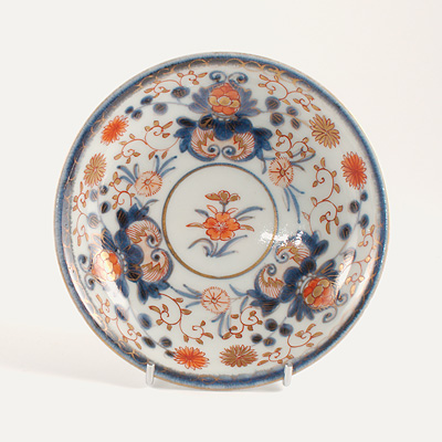 Imari porcelain chocolate bowl and saucer (Saucer, top), Japan, Edo Period, circa 1700-20