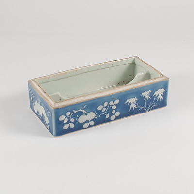 Blue glazed porcelain brush box, China, Qing Dynasty, 19th century