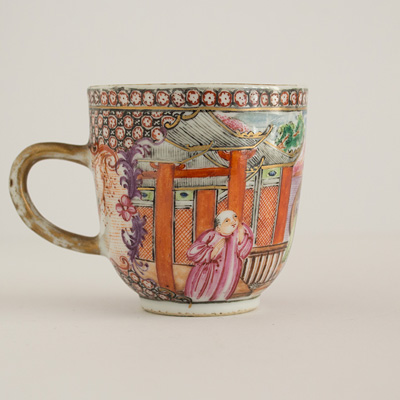 Famille rose export porcelain coffee cup (side 2), China, Qianlong period, circa 1780