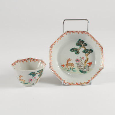 Famille-Rose export porcelain tea bowl and saucer, China, Qing Dynasty, 18th century