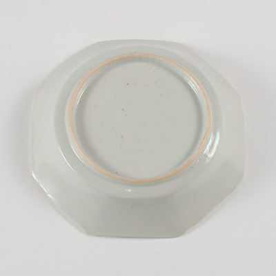 Famille-Rose export porcelain tea bowl and saucer (saucer, underside), China, Qing Dynasty, 18th century