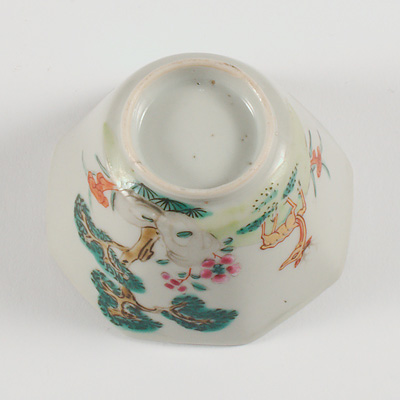 Famille-Rose export porcelain tea bowl and saucer (tea bowl, underside), China, Qing Dynasty, 18th century