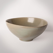 Celadon stoneware bowl
 (view 2), Korea, Koryo Dynasty, 12th century [thumbnail]