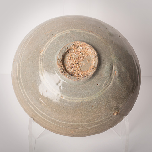 Celadon stoneware bowl (underside), Korea, Koryo Dynasty, 12th century