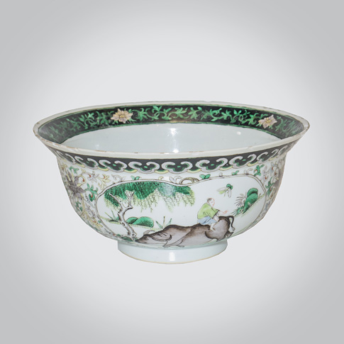 Famille-verte bowl, China, circa 1900