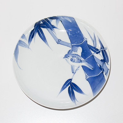 Nabeshima style blue and white porcelain dish, Japan, 19th century