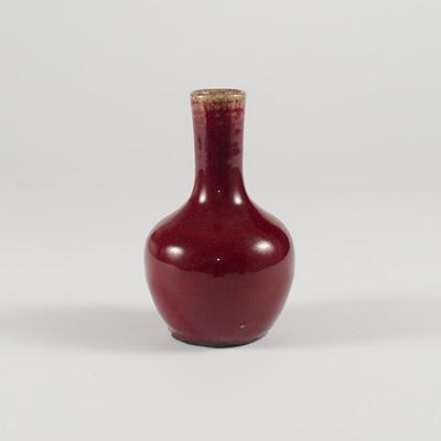 Copper red flambé glazed porcelain bottle vase, China, Qing Dynasty, late 19th century