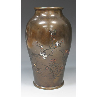 Exhibition quality mixed metal and bronze vase, by Yoshida Yasubei, Japan, Meiji era, circa 1880 Exhibition quality mixed metal and bronze vase, by Yoshida Yasubei, Japan, Meiji era, circa 1880