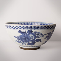 Blue and white porcelain bowl (side 3), Japan, Edo period, circa 1680-1720 [thumbnail]