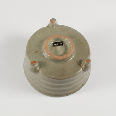 Longquan celadon incense burner (View of base), China, Ming Dynasty, 15th century