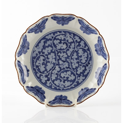 Kakiemon blue and white dish, Japan, late 17th century