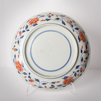 Imari porcelain dish (underside), Japan, Edo period, circa 1690-1720 [thumbnail]