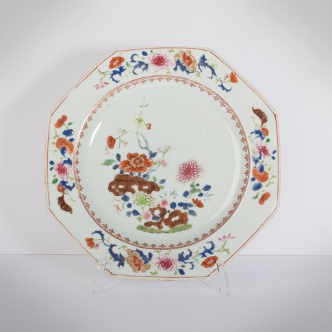 Pair of famille rose export porcelain plates (top side), China, Qianlong period, circa 1760