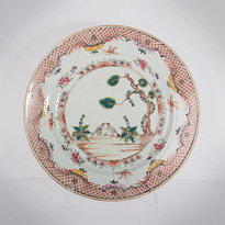 Famille rose export porcelain Valentine pattern plate - China, Qianlong period, circa 1760