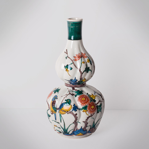 Kutani porcelain vase, by Ryusho, Japan, Taisho era, circa 1930